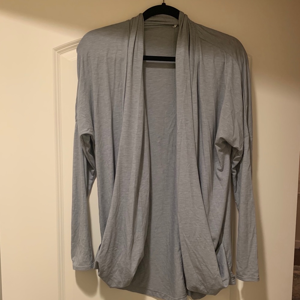 Lightweight Long Sleeve Workout Cover Up